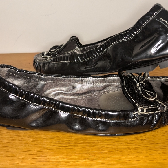 ⭐Coach⭐ Black Patent Leather Loafers Women’s - Size 8.5 - Classic Flats - Picture 5 of 11